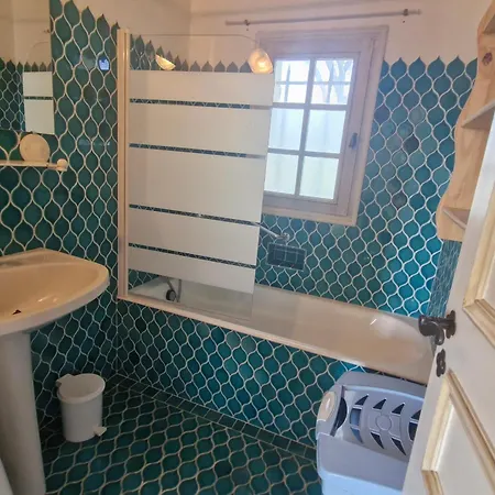 Holiday home Mazet 75m² Avec Piscine, Jardin, Wifi A 400m De La - - Fr-1-780-15 *